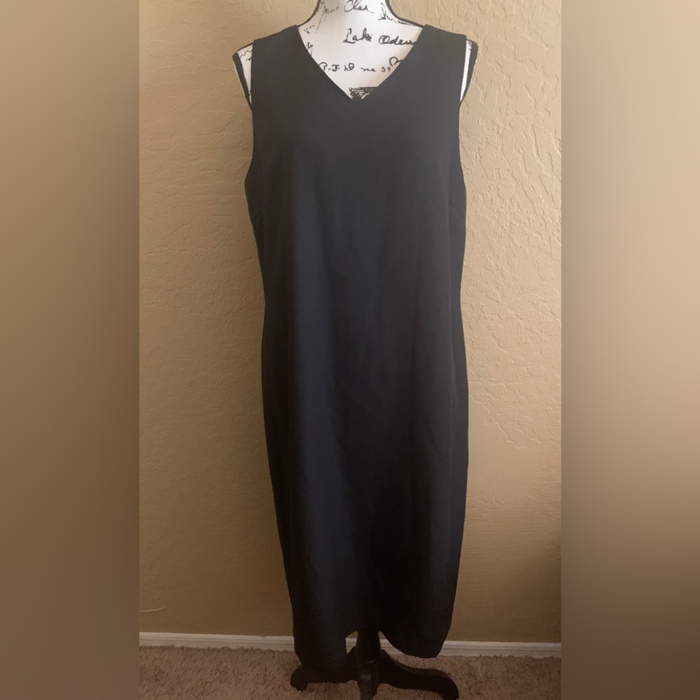 Harve Benard Black Mid Length Sheath Dress